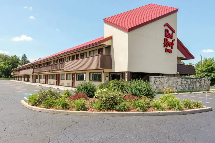 Red Roof Inn Kalamazoo East – Expo Center - Image 1