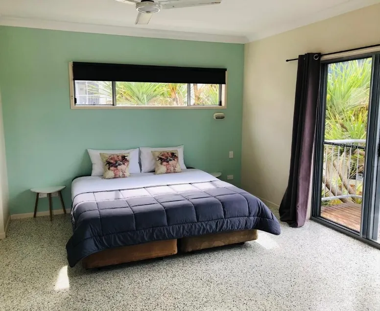 Emu Park Beach Resort - Room