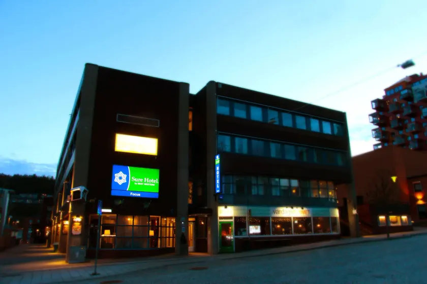 Sure Hotel by Best Western Focus - Image 1