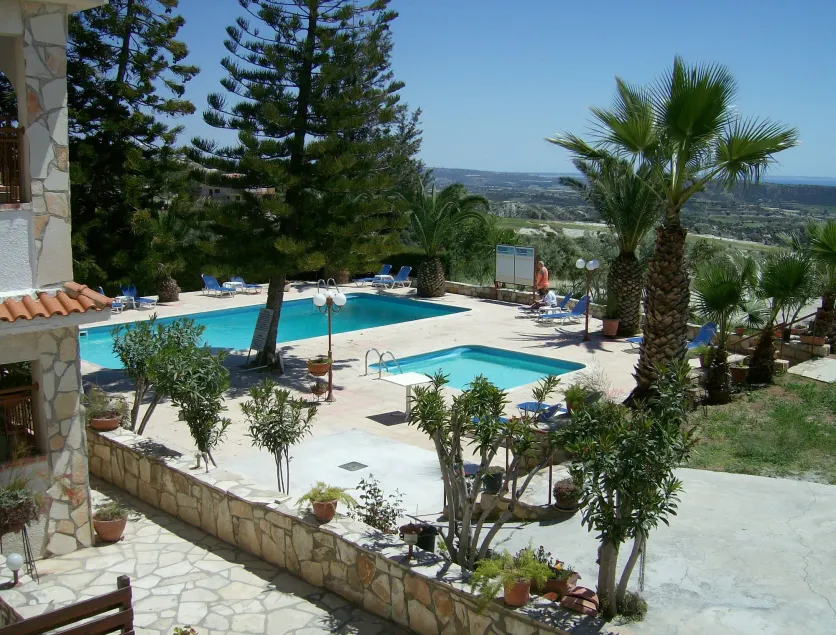Rantzo Holiday Apartments - Image 1
