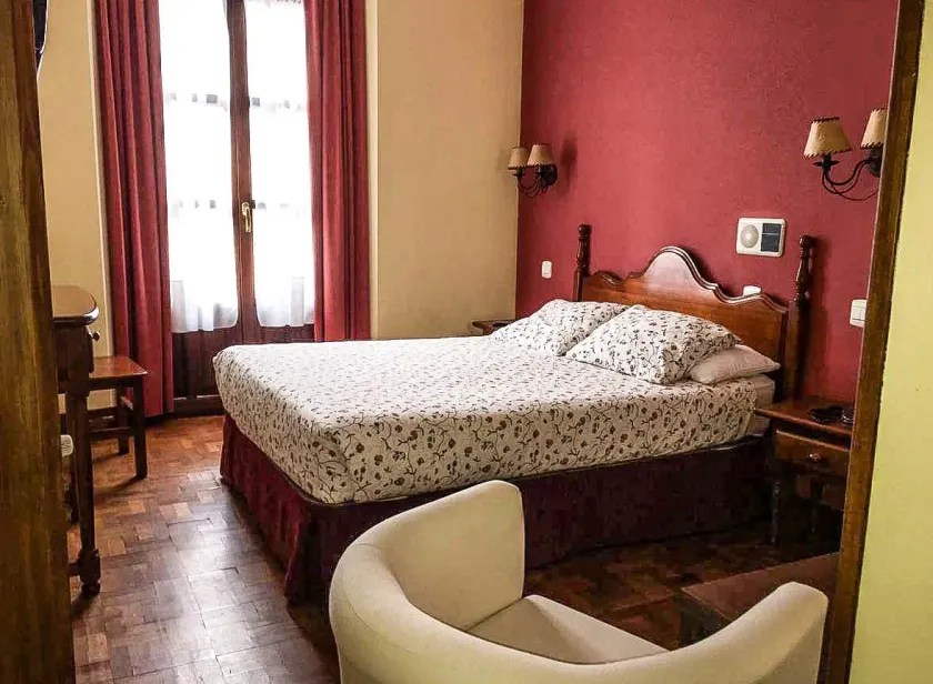 Hotel Puerto de Llanes - Image 1