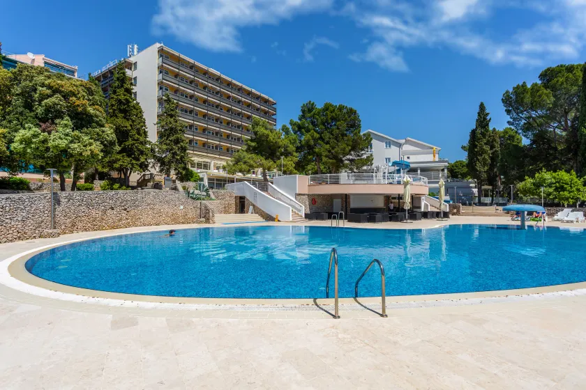 Hotel Dražica - Hotel Resort Dražica - Image 1