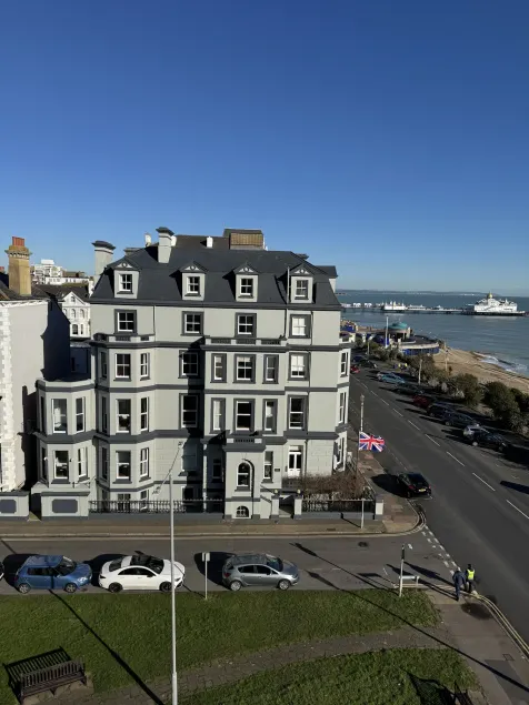 West Rocks Hotel - Image 1