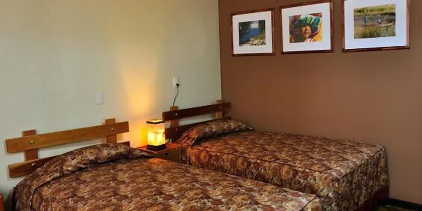 HOSTAL LOS UROS - Image 1