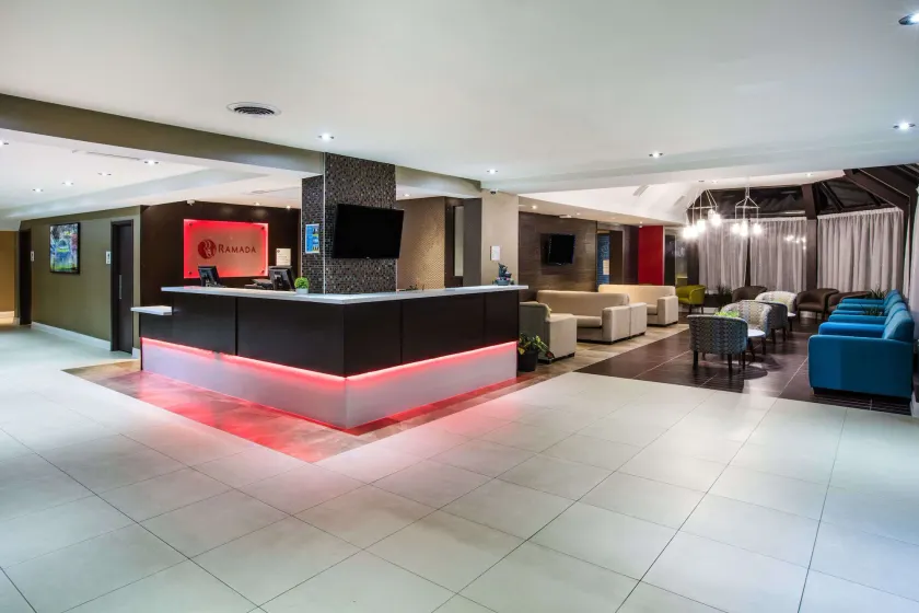 Ramada by Wyndham Jackson's Point - Hall