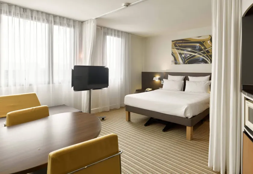 B&B HOME Vélizy - Image 1