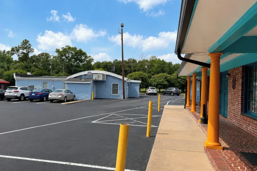 Imperial Motel Near Marion HWY 76 - Image 1
