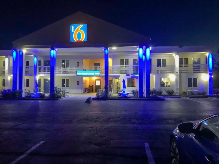 Motel 6-Martinsburg, WV - Image 1
