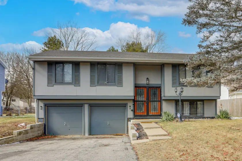 6 Mi to Dtwn Toledo! Family-friendly Haven w/ Deck - Image 1