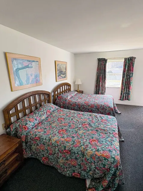 Blue Ridge Mountain Inn - Rum
