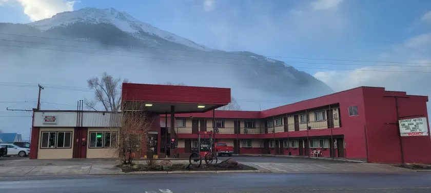 Triangle Motel - Image 1