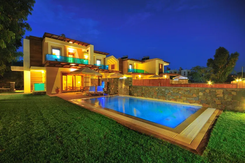 Horizon Line Villas - Image 1