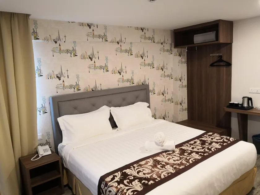 Hotel LoLex Kuchai Lama - Image 1