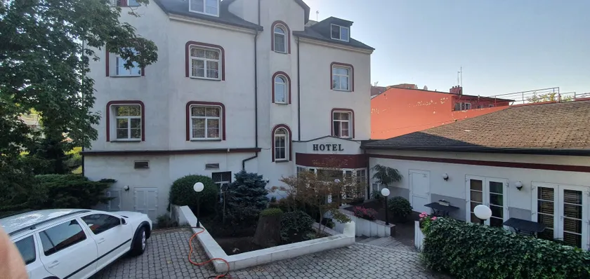 Hotel Jerabek - Image 1