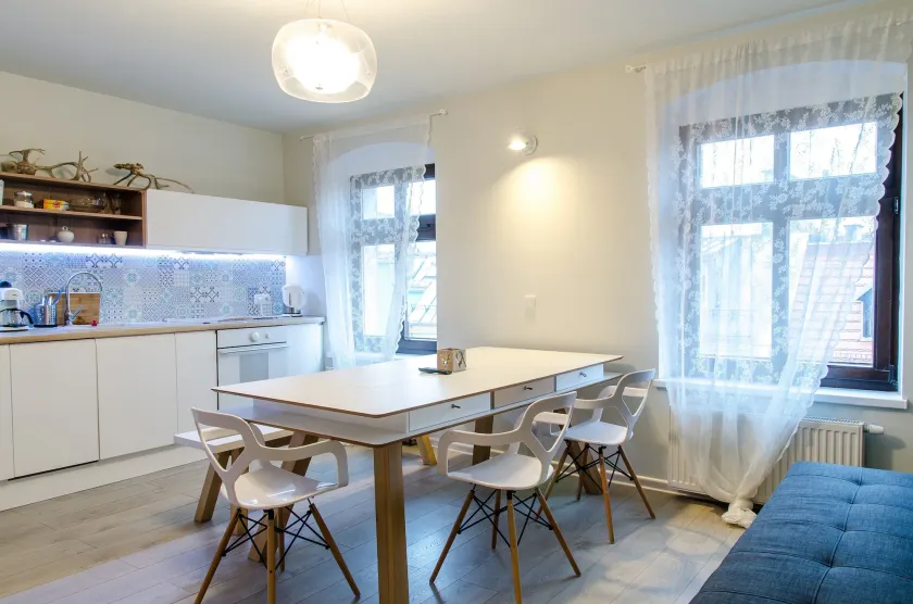 Horison Apartments - Image 1
