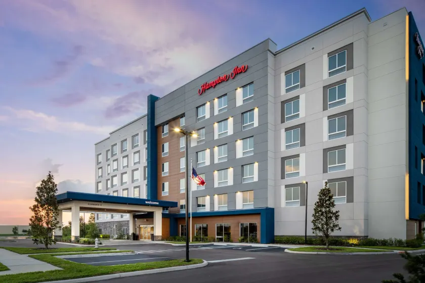 Hampton Inn Kissimmee North - Image 1
