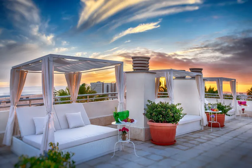 Apartamentos Oro Blanco - Image 1