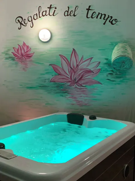 B&B Beauty House - Image 1