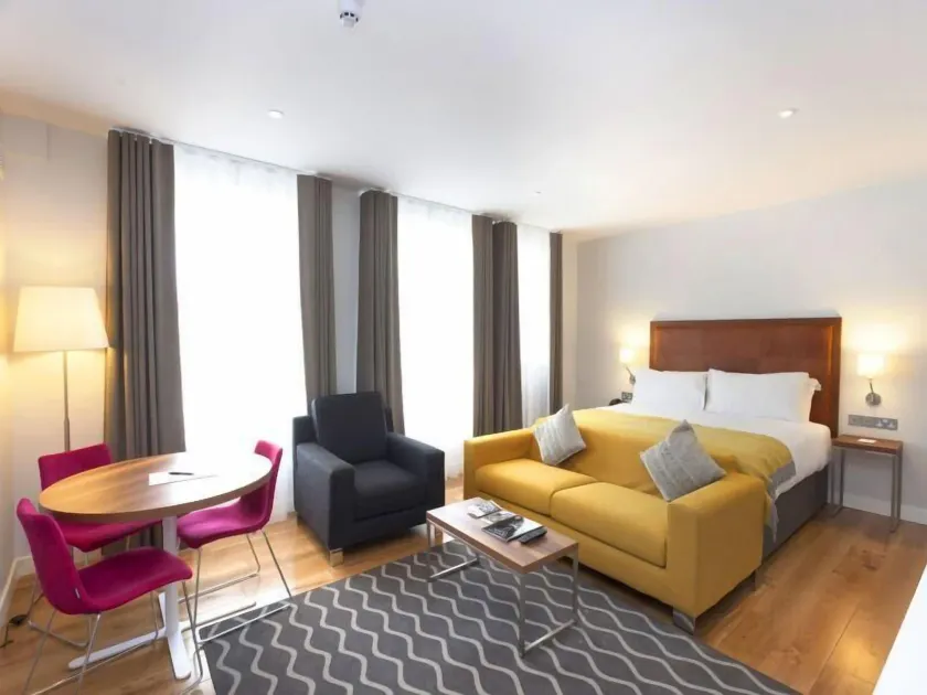 PREMIER SUITES Dublin, Ballsbridge - Image 1