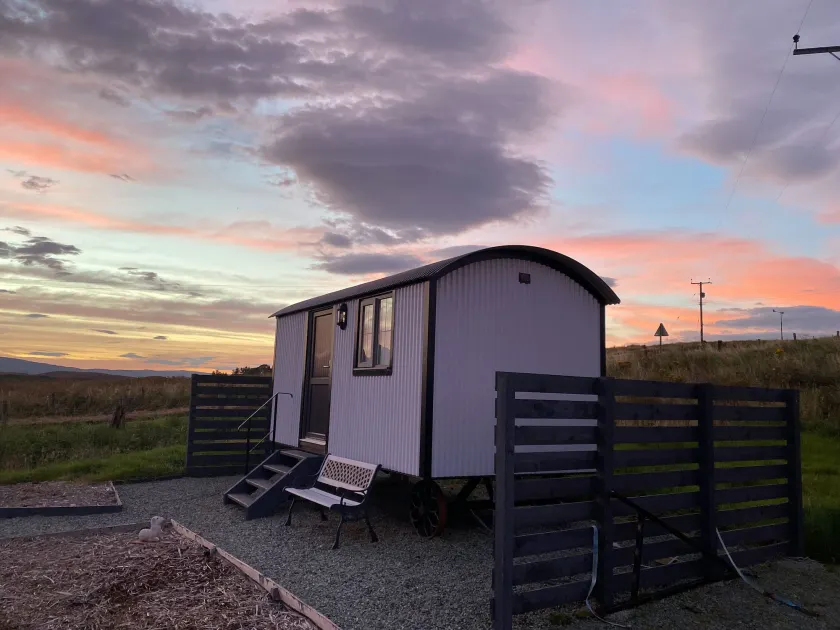 Shepherds Hut - Image 1
