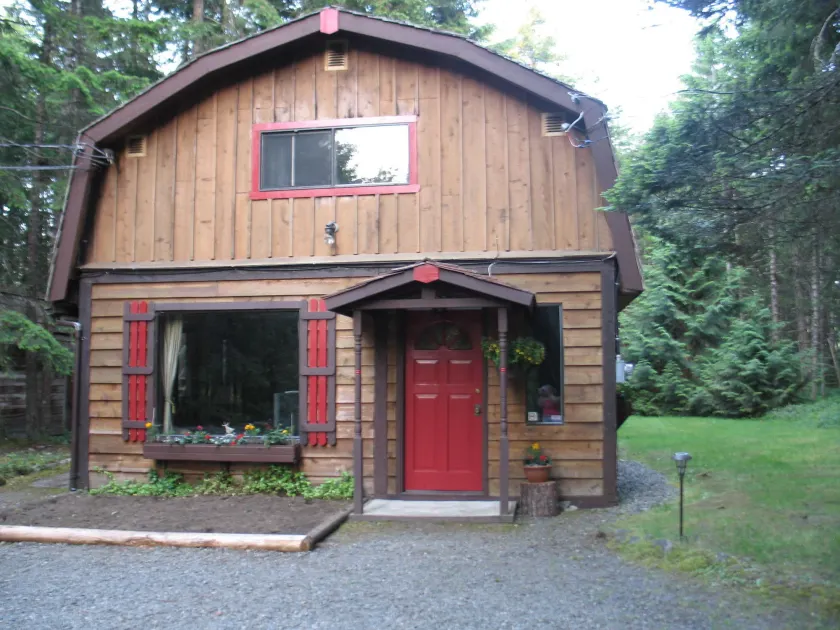 Cedar Song B&B - Image 1