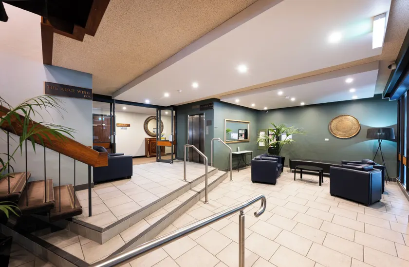 Belconnen Way Hotel & Serviced Apartments - Lobby
