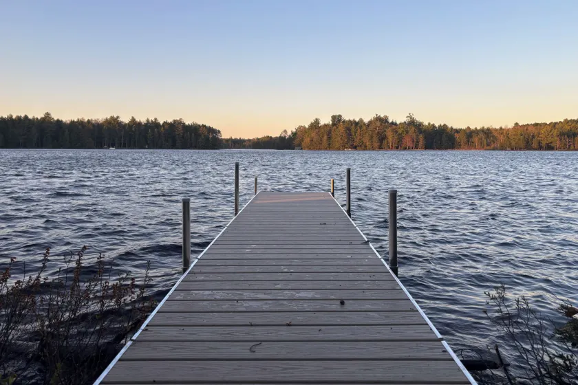 Private Peninsula! Laurel Lake Retreat w/ 3 Piers - Image 1