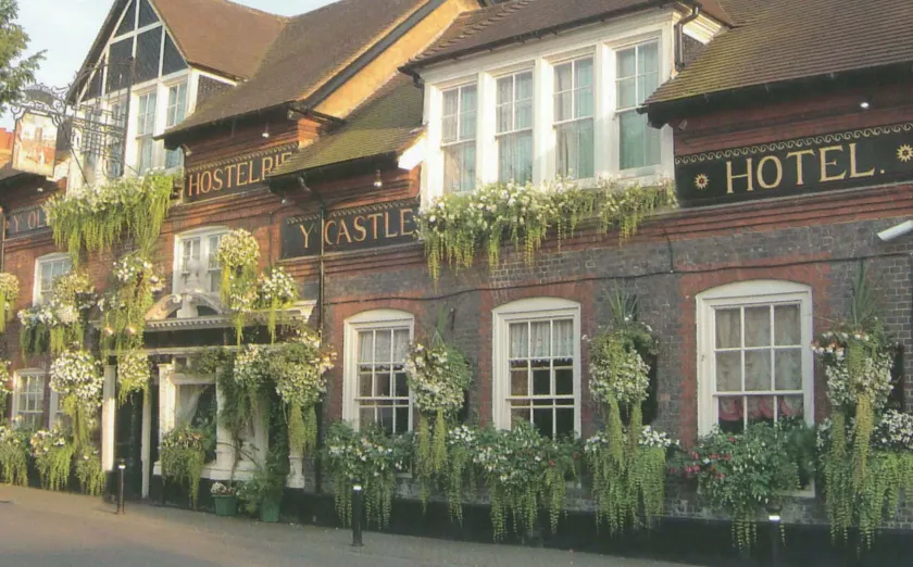 The Castle Inn Hotel - Image 1