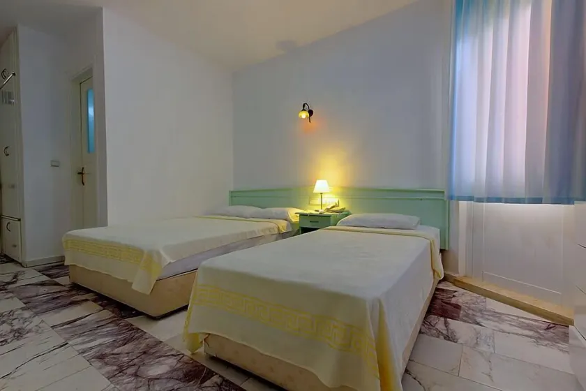 Mandalinn Hotel - Room