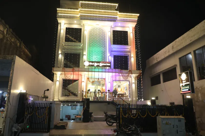 Hotel Shri Ram Ratan Inn - Image 1
