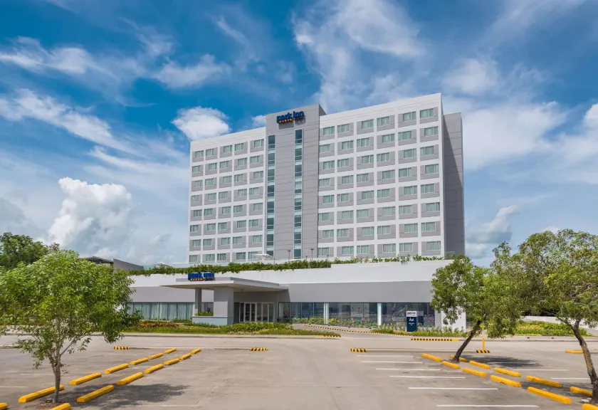Park Inn By Radisson Iloilo - Image 1