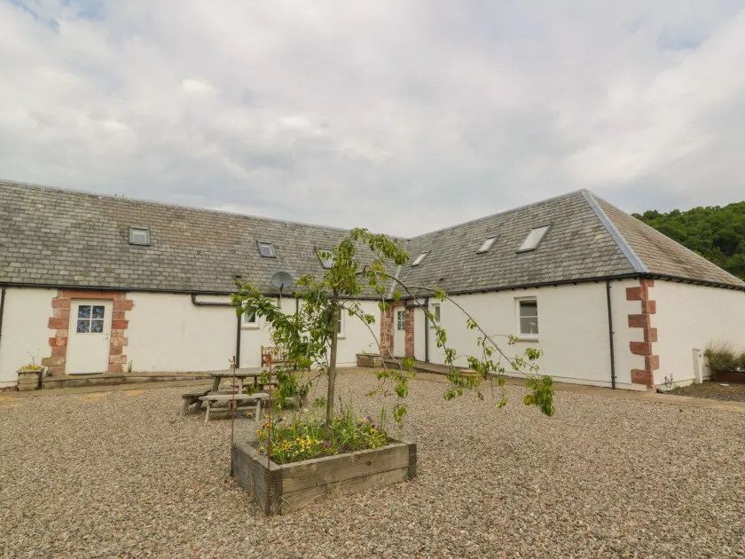 Lon Cottage - Image 1