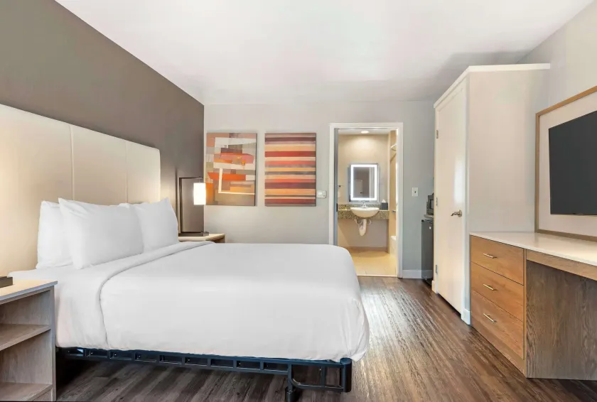 Best Western Plus Rancho Cordova Inn - Image 1