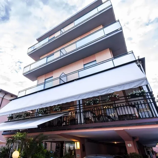 Hotel Baden Baden - Image 1