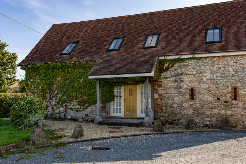 The Old Barn, Newclose Farm - Image 1