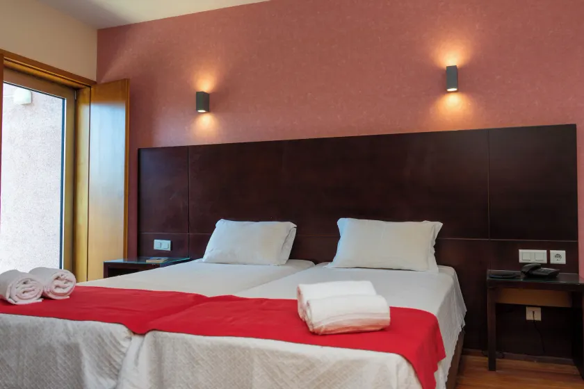 Flag Hotel Barcelos - Image 1