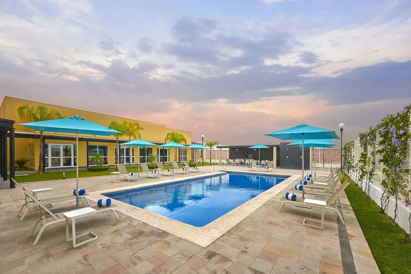 Hotel Best Place Express - Image 1