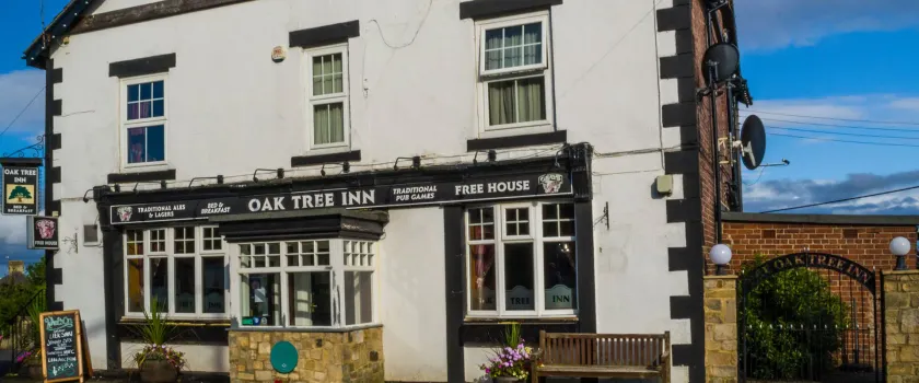 Oak Tree Inn - Image 1