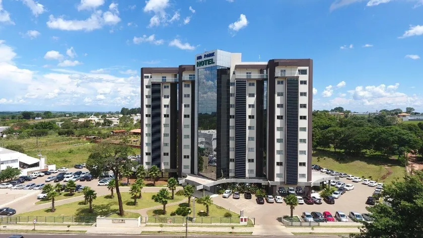 Hd Park Hotel - Image 1