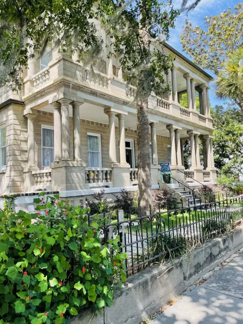 607 Bay Inn Downtown Beaufort - Image 1