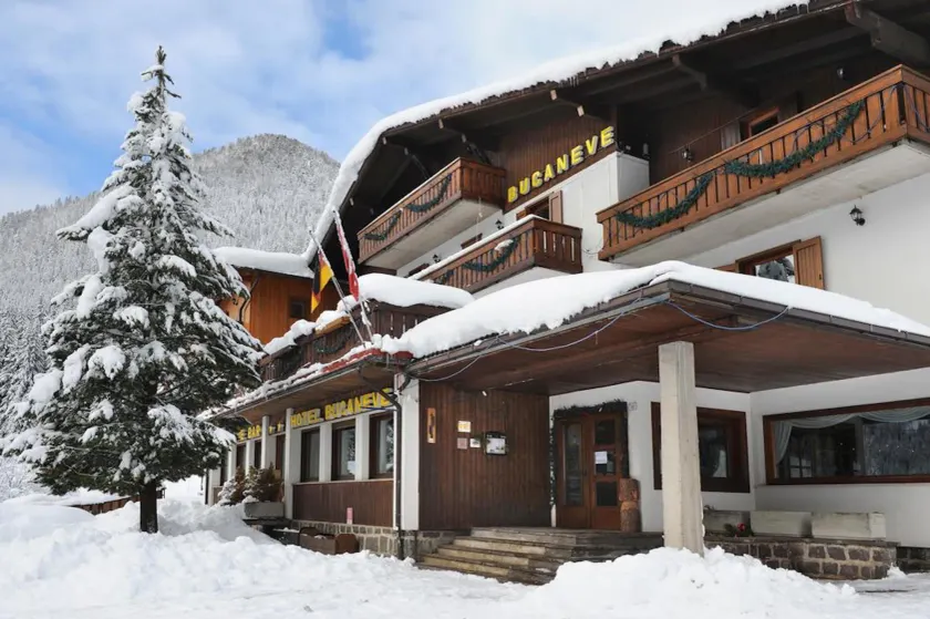Hotel Bucaneve - Image 1