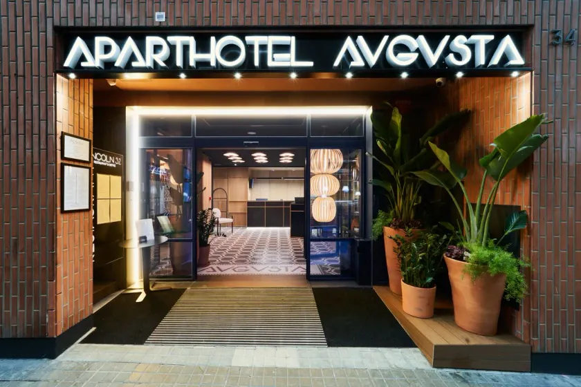 Aparthotel Augusta - Image 1
