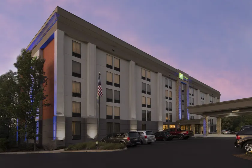 Holiday Inn Express Andover North - Lawrence by IHG - Image 1