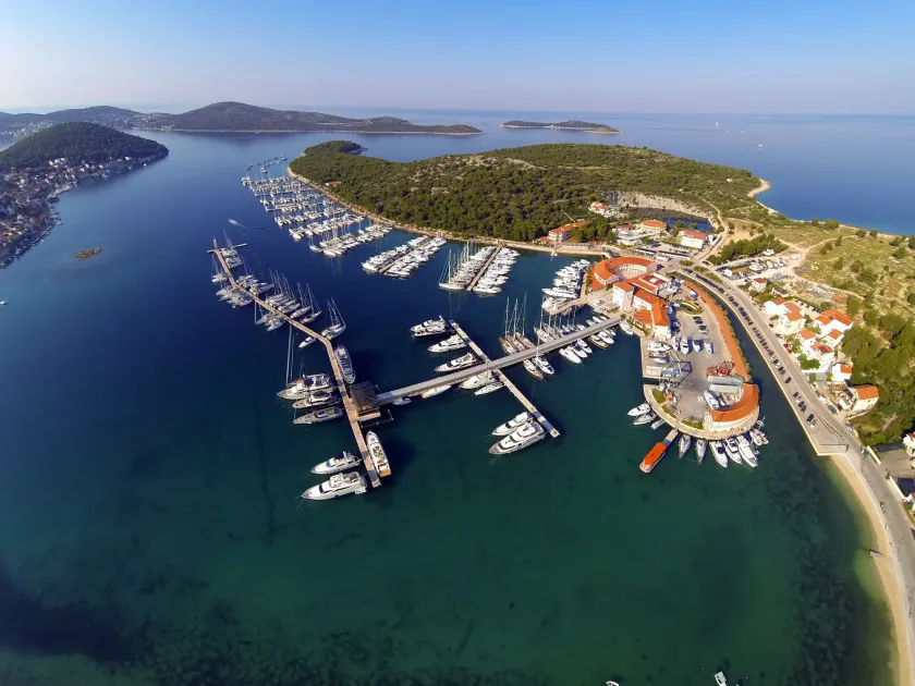 Marina Frapa Resort Rogoznica - Image 1