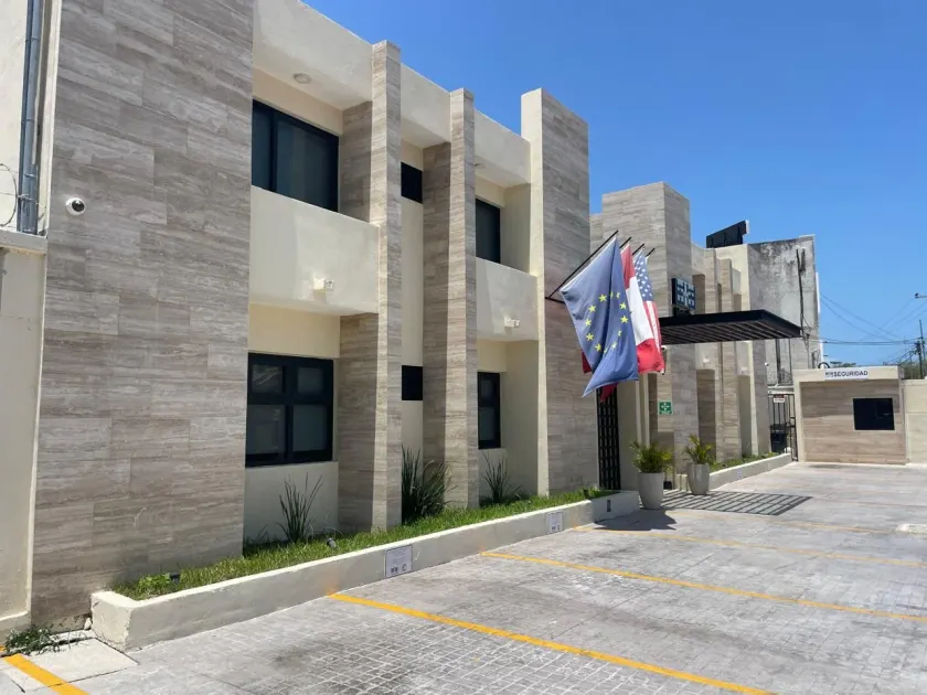 Hotel 28 Cancun - Image 1
