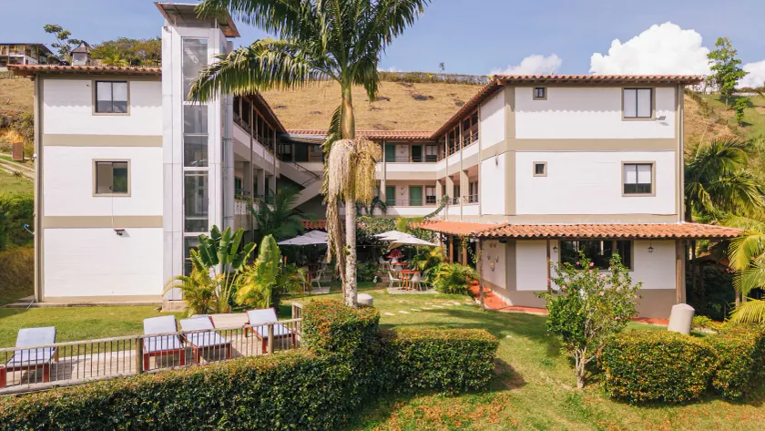 Soy Local Guatape Campestre - Image 1