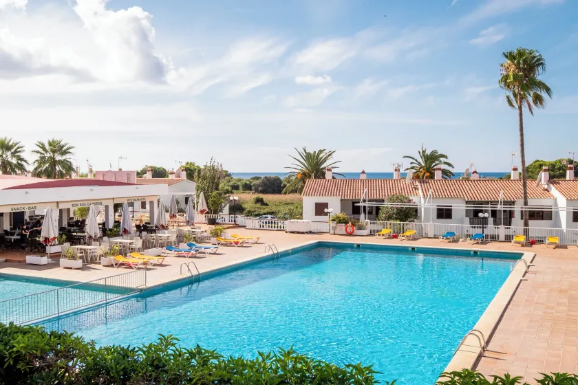 Apartamentos Son Bou Gardens By MENORCARENTALS - Image 1