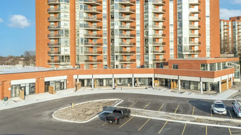Meadowvale Apartment Hotel - Image 1
