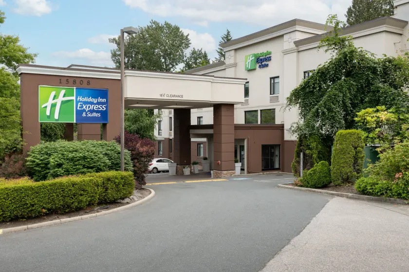Holiday Inn Express and Suites Surrey by IHG - Image 1
