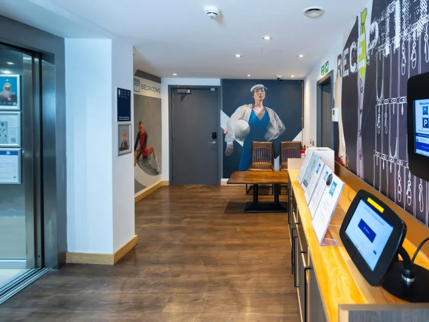ibis budget Swindon Town Centre - Image 1